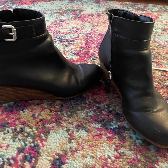 Dr. Scholl’s black leather wedge bootie with buckle detail - Picture 8 of 8